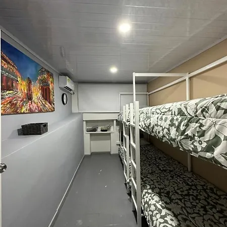 Pensión Casa Jardin *